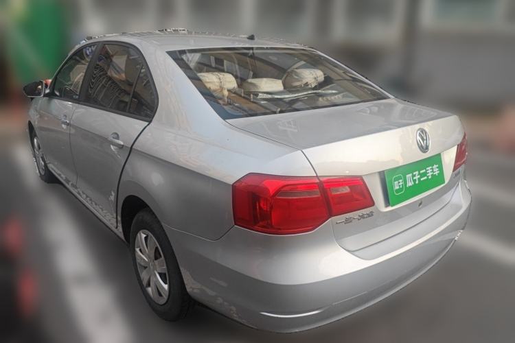 Used Volkswagen Jetta 2015 Value Edition 1.6L Automatic Fashion Version Rear Left 45 Deg