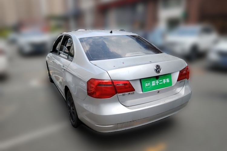 Used Volkswagen Jetta 2015 Value Edition 1.6L Manual Fashionable Style Rear Left 45 Deg