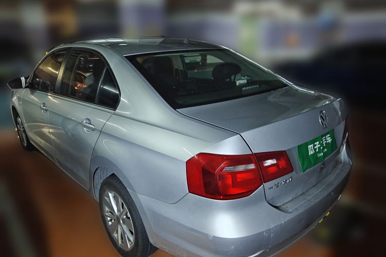 Used Volkswagen Jetta 2015 Value Edition 1.6L Automatic Comfort Version Rear Left 45 Deg