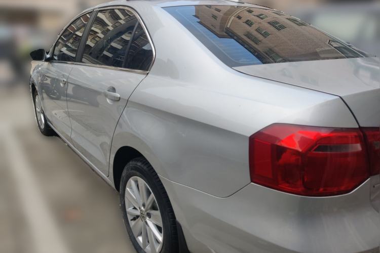 Used Volkswagen Jetta 2015 1.6L Manual Comfort Model Rear Left 45 Deg
