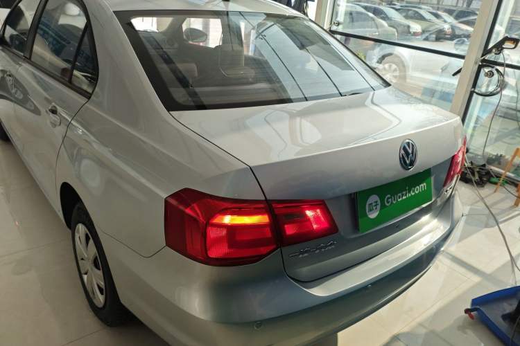 Used Volkswagen Jetta 2015 1.4L Manual Fashion Model Rear