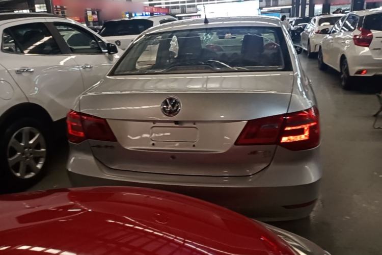 Used Volkswagen Jetta 2015 1.6L Manual Fashion Edition Rear