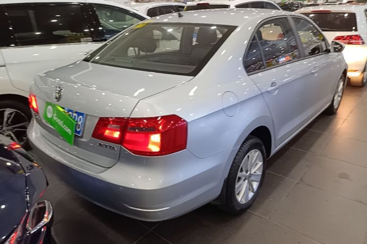 Used Volkswagen Jetta 2015 1.6L Automatic Comfort Model Rear Right 45 Deg