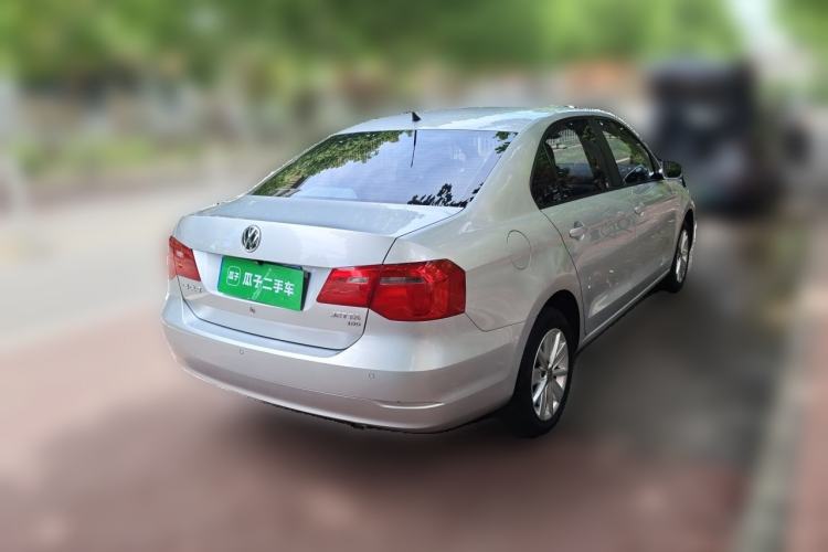 Used Volkswagen Jetta 2015 Value Edition 1.6L Automatic Comfort Version Rear Right 45 Deg