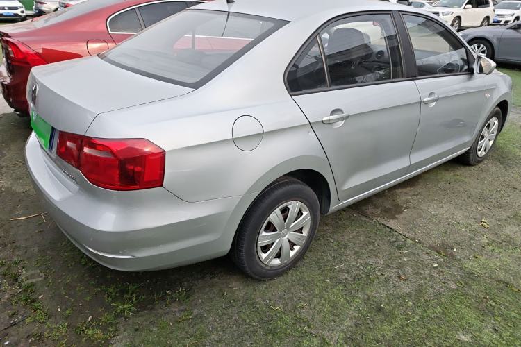 Used Volkswagen Jetta 2015 Zhuihui Edition 1.4L Manual Fashion Model Rear Right 45 Deg