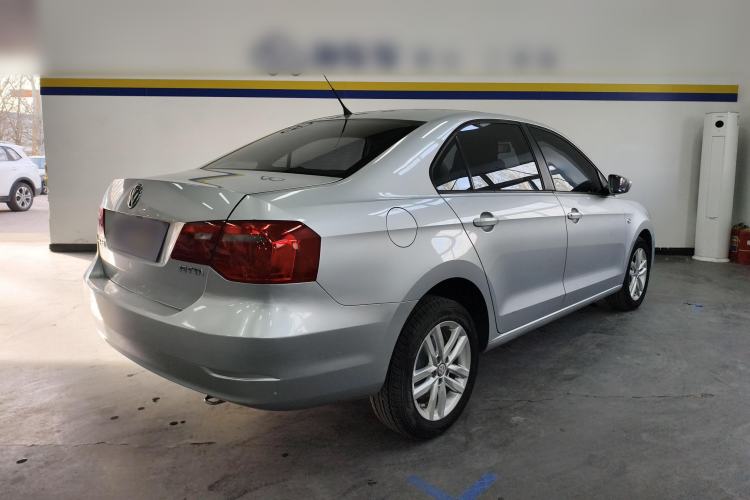 Used Volkswagen Jetta 2015 1.4L Manual Fashion Model Rear Right 45 Deg