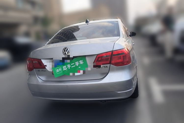 Used Volkswagen Jetta 2015 Zhuihui Edition 1.6L Manual Comfort Model Rear Right 45 Deg