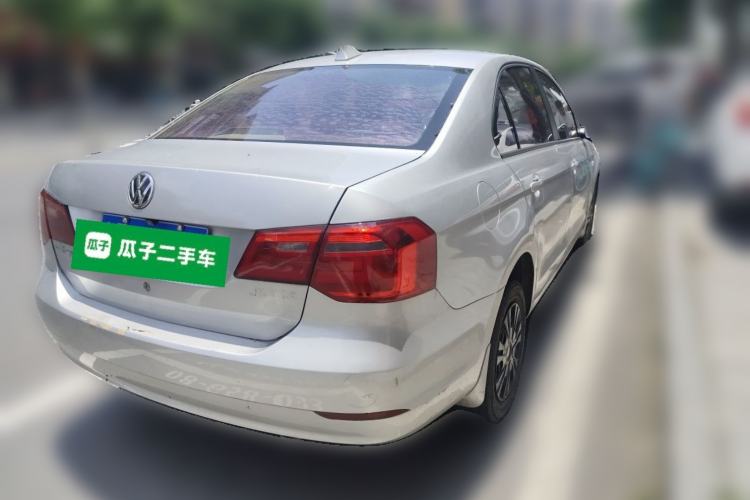 Used Volkswagen Jetta 2015 1.6L Manual Fashion Edition Rear Right 45 Deg