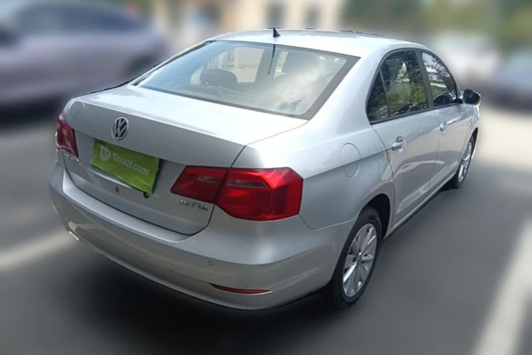 Used Volkswagen Jetta 2015 1.6L Manual Comfort Model Rear Right 45 Deg