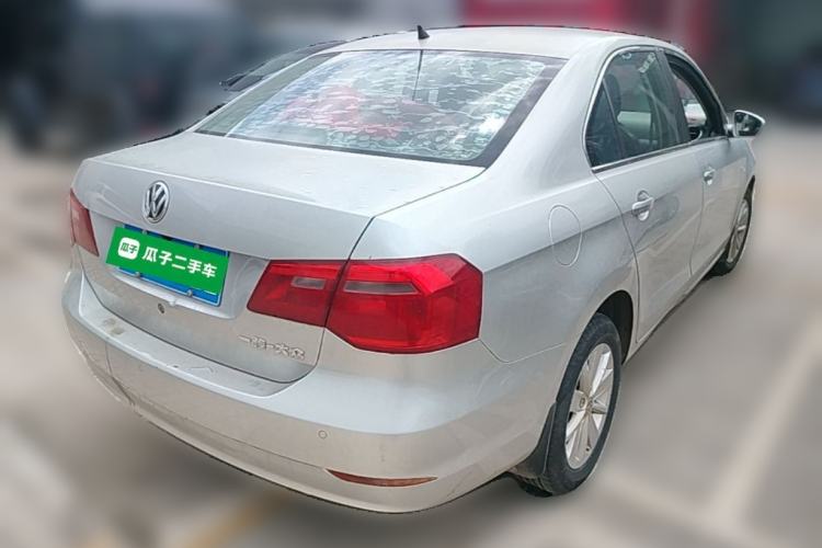 Used Volkswagen Jetta 2015 1.6L Manual Comfort Model Rear Right 45 Deg
