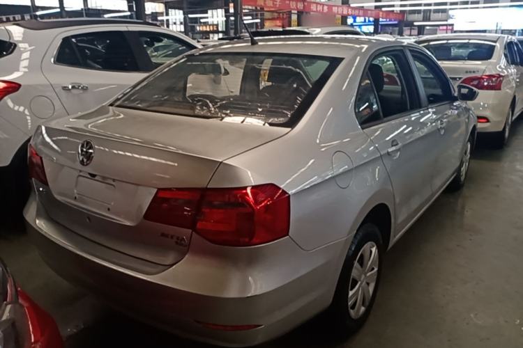 Used Volkswagen Jetta 2015 1.6L Manual Fashion Edition Rear Right 45 Deg