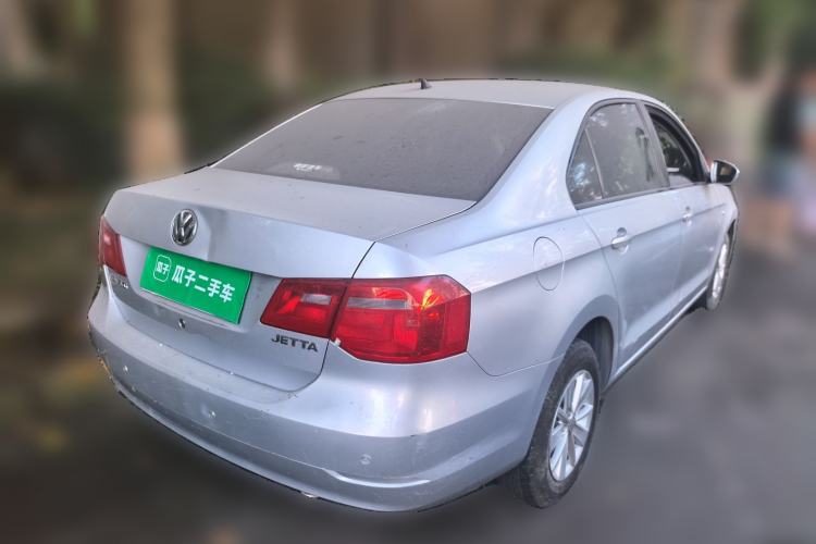 Used Volkswagen Jetta 2015 1.6L Manual Fashion Edition Rear Right 45 Deg