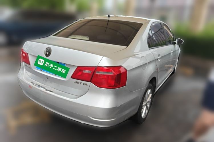 Used Volkswagen Jetta 2015 1.6L Manual Comfort Model Rear Right 45 Deg