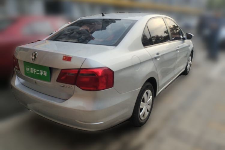 Used Volkswagen Jetta 2015 1.6L Manual Fashion Edition Rear Right 45 Deg