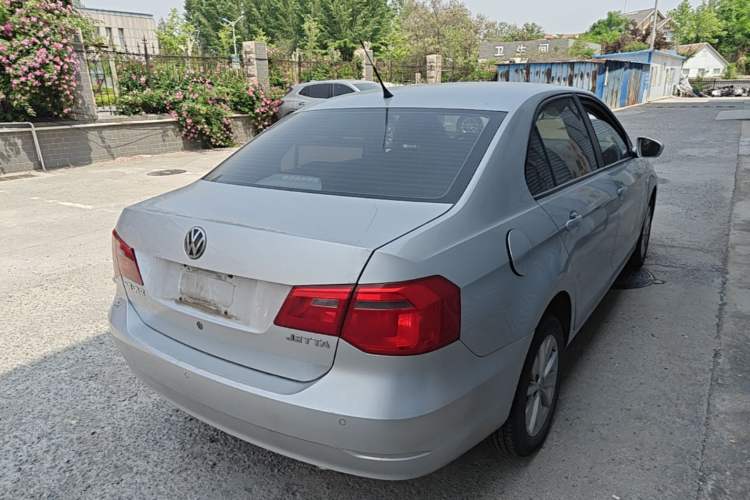 Used Volkswagen Jetta 2015 1.6L Manual Comfort Model Rear Right 45 Deg