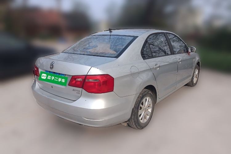 Used Volkswagen Jetta 2015 Value Edition 1.6L Manual Fashionable Style Rear Right 45 Deg