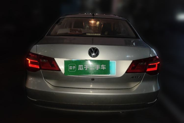 Used Volkswagen Jetta 2015 Zhuihui Edition 1.4L Manual Fashion Model Rear
