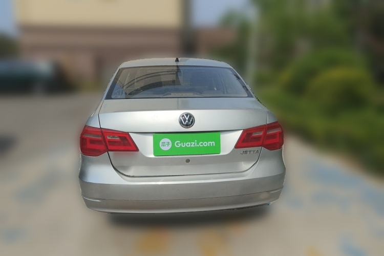 Used Volkswagen Jetta 2015 Zhuihui Edition 1.4L Manual Fashion Model Rear