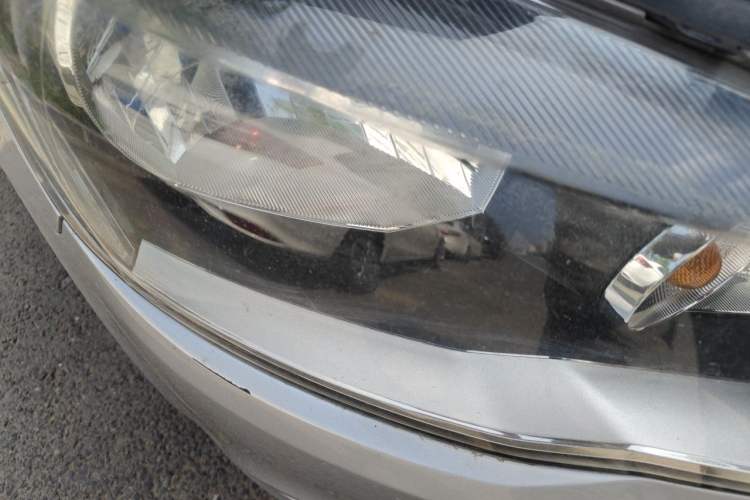Used Volkswagen Jetta 2015 1.6L Manual Comfort Model Right Front Headlight