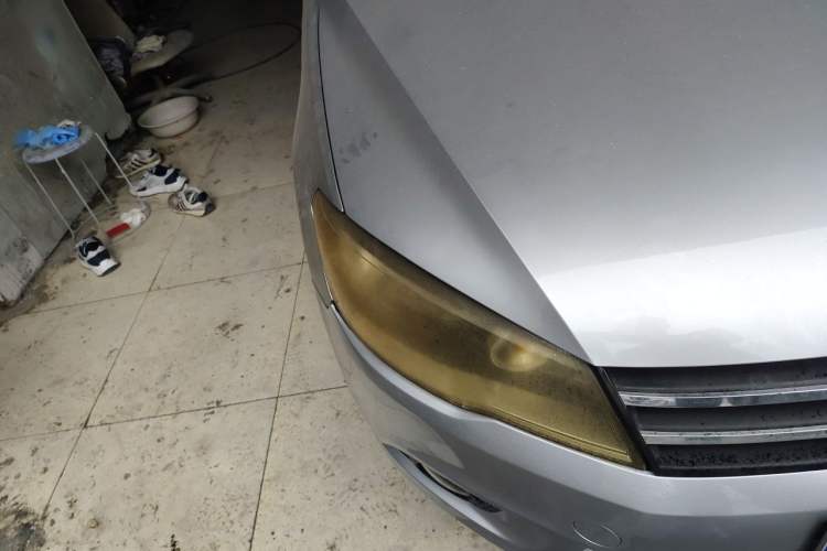 Used Volkswagen Jetta 2015 1.6L Automatic Comfort Model Right Front Headlight