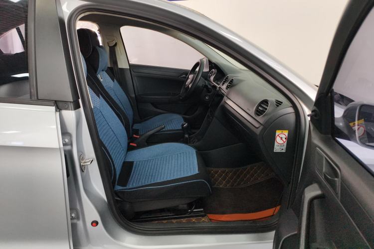 Used Volkswagen Jetta 2015 1.4L Manual Fashion Model Right Front Seat
