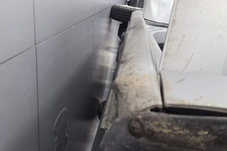 Used Volkswagen Jetta 2015 1.6L Automatic Fashion Model Right Side Sill