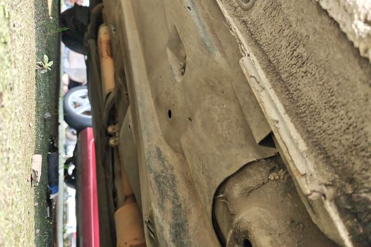 Used Volkswagen Jetta 2015 Zhuihui Edition 1.4L Manual Fashion Model Right Side Sill