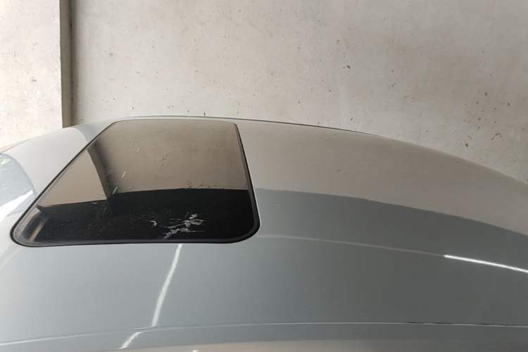 Used Volkswagen Jetta 2015 1.4L Manual Comfort Model Roof