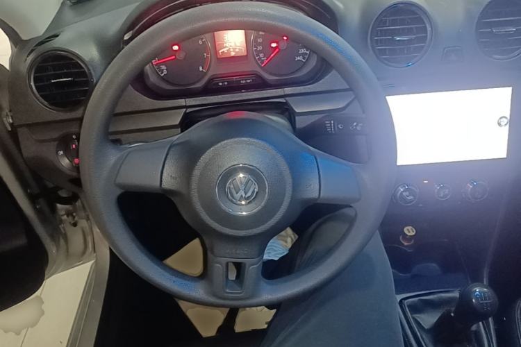 Used Volkswagen Jetta 2015 Value Edition 1.6L Manual Fashionable Style Steering Wheel