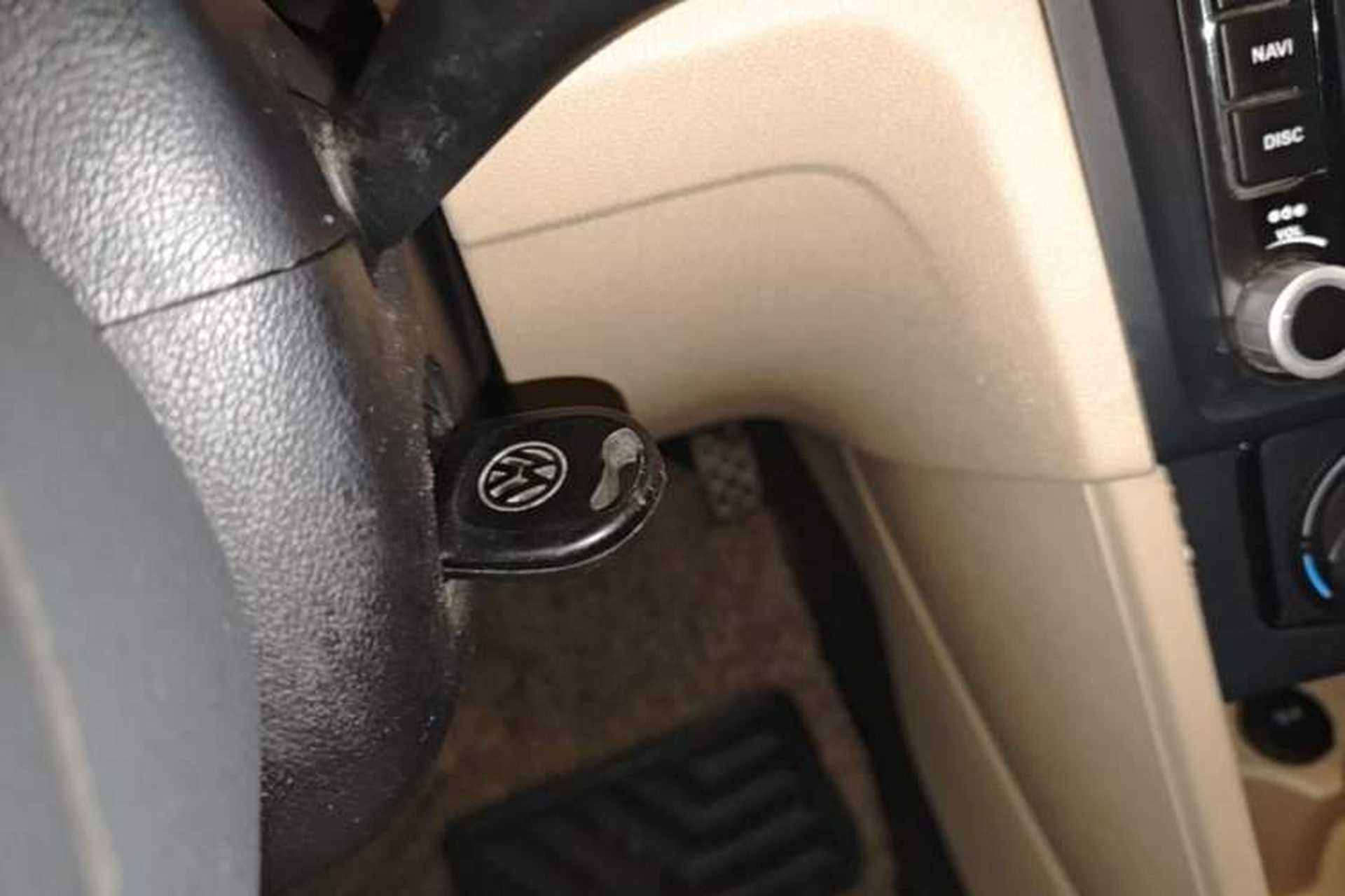 Used Volkswagen Jetta 2015 1.4L Manual Fashion Model Vehicle Key
