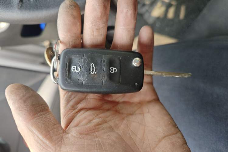 Used Volkswagen Jetta 2015 1.6L Manual Comfort Model Vehicle Key