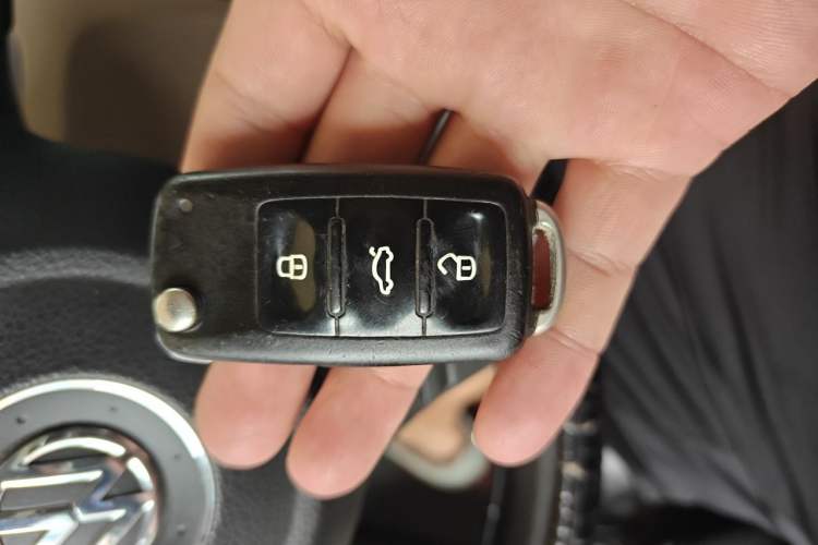 Used Volkswagen Jetta 2015 1.6L Manual Comfort Model Vehicle Key