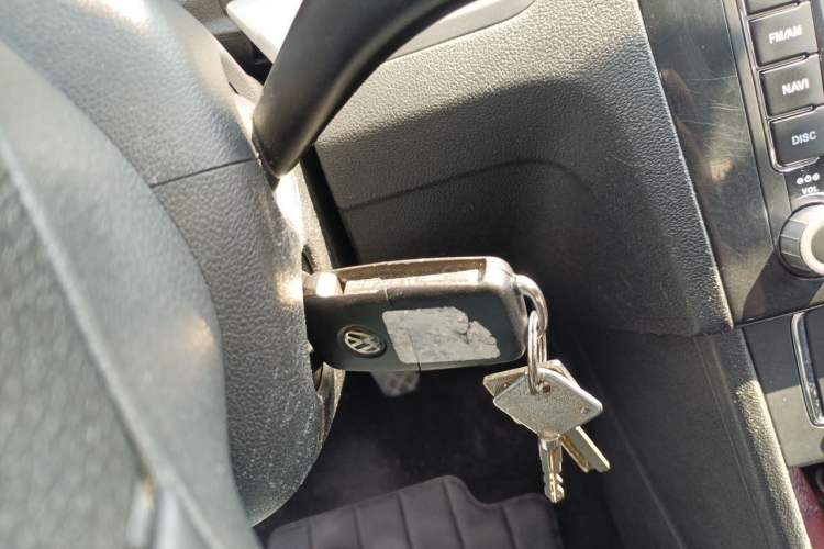 Used Volkswagen Jetta 2015 1.6L Manual Comfort Model Vehicle Key