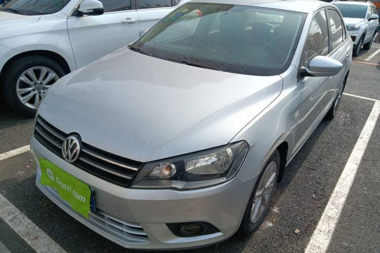 Used Volkswagen Jetta 2015 1.6L Automatic Comfort Model Guazi used car, China used car export, Used car for sale, Used  cars, Cheapest cars for sale