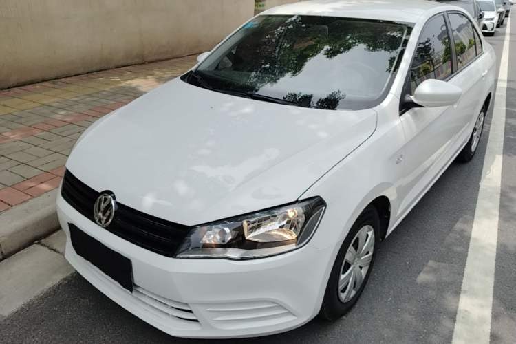 Used Volkswagen Jetta 2015 Zhuihui Edition 1.4L Manual Fashion Model Guazi used car, China used car export, Used car for sale, Used cars, Cheapest cars for sale