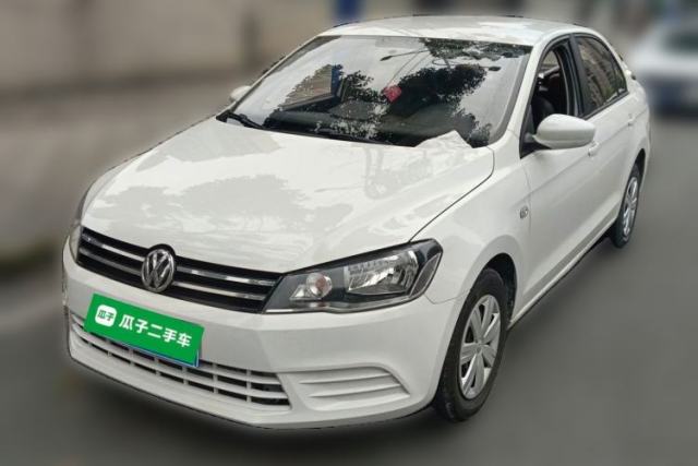 Ojetý Volkswagen Jetta 2015 1.6L Automatic Fashion Model