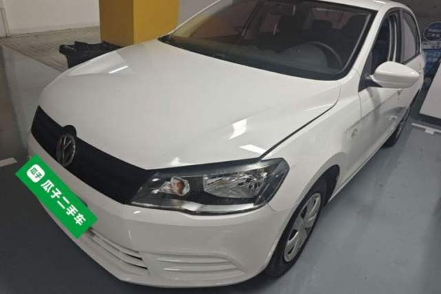 Used Volkswagen Jetta 2015 1.6L Manual Fashion Edition