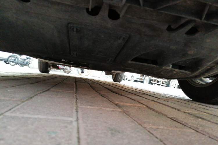 Used Volkswagen Jetta 2015 Zhuihui Edition 1.4L Manual Fashion Model Chassis Front