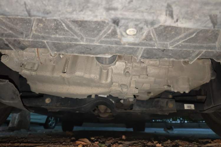 Used Volkswagen Jetta 2015 Zhuihui Edition 1.4L Manual Fashion Model Chassis Front