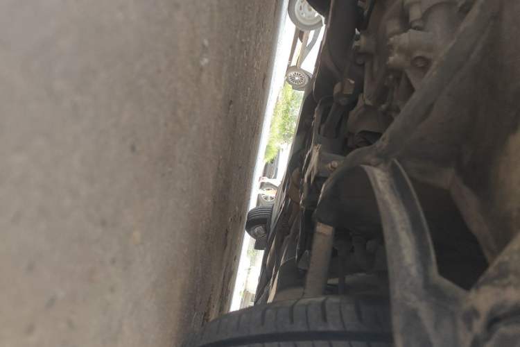 Used Volkswagen Jetta 2015 1.4L Manual Fashion Model Chassis Front Left