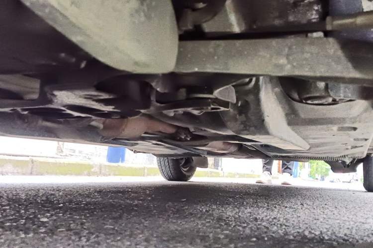 Used Volkswagen Jetta 2015 1.6L Automatic Fashion Model Chassis Front Left