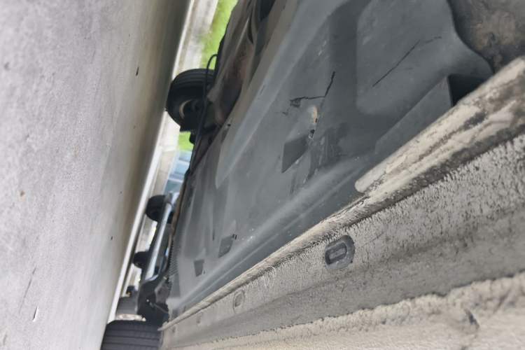 Used Volkswagen Jetta 2015 1.6L Manual Fashion Edition Chassis Front Left