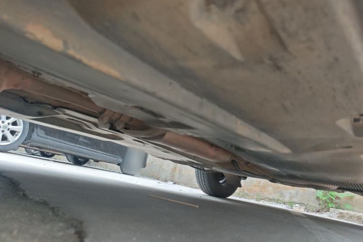 Used Volkswagen Jetta 2015 1.6L Manual Fashion Edition Chassis Front Left
