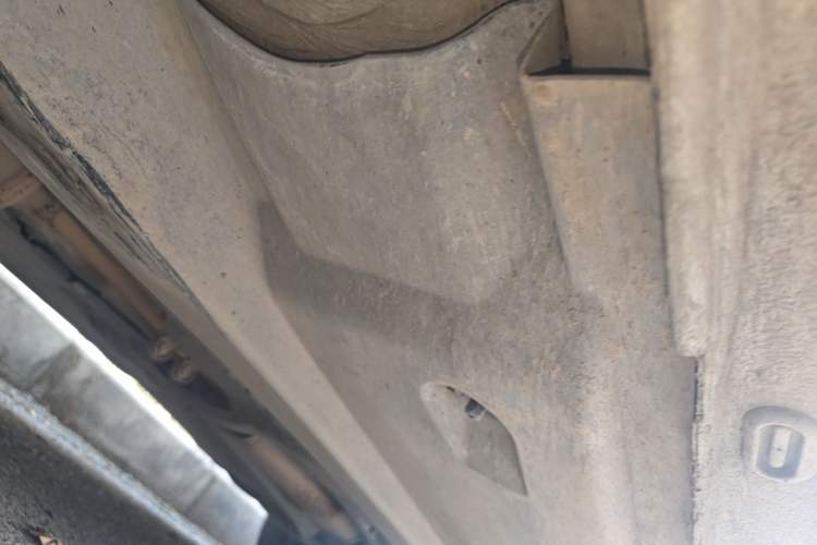 Used Volkswagen Jetta 2015 1.4L Manual Fashion Model Chassis Front Left