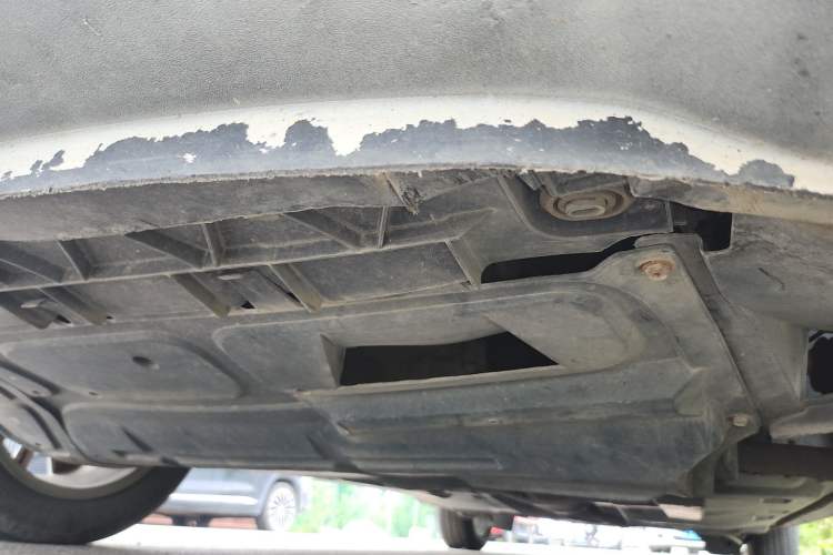Used Volkswagen Jetta 2015 1.6L Manual Comfort Model Chassis Front Left