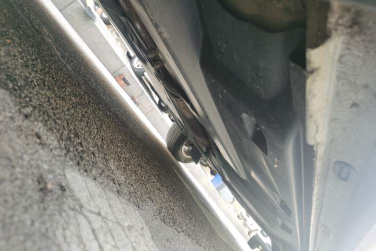 Used Volkswagen Jetta 2015 1.4L Manual Comfort Model Chassis Front Left