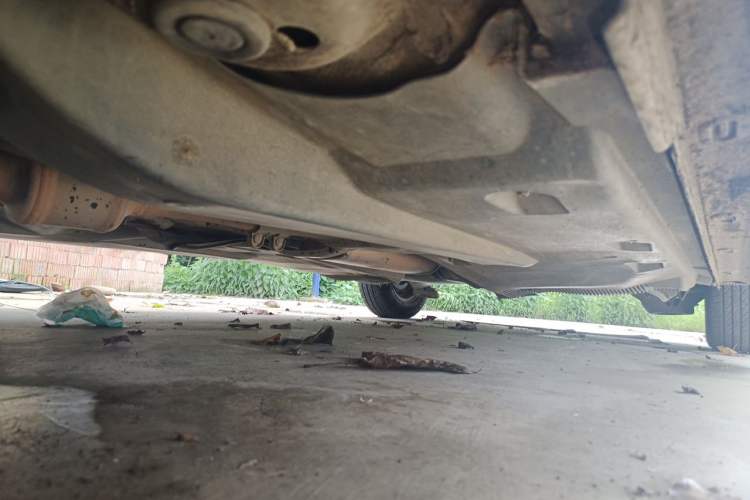 Used Volkswagen Jetta 2015 Zhuihui Edition 1.4L Manual Fashion Model Chassis Front Left