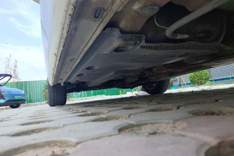 Used Volkswagen Jetta 2015 Zhihui Edition 1.4L Manual Comfort Model Chassis Rear Left