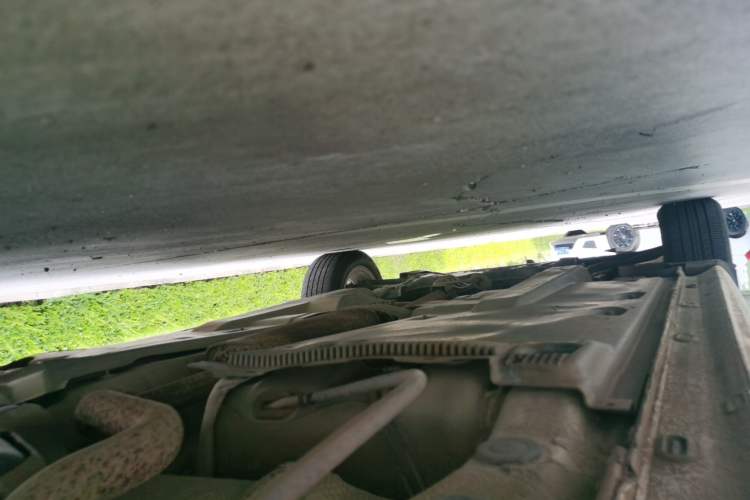 Used Volkswagen Jetta 2015 1.6L Manual Comfort Model Chassis Rear Left