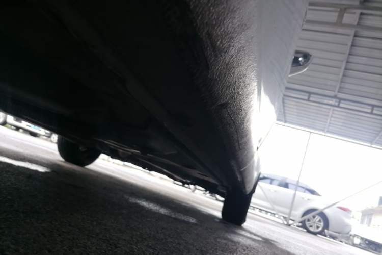 Used Volkswagen Jetta 2015 Value Edition 1.6L Manual Fashionable Style Chassis Rear Right